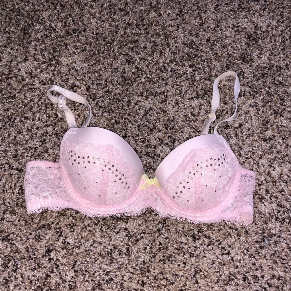 Victoria’s Secret 32A Bra